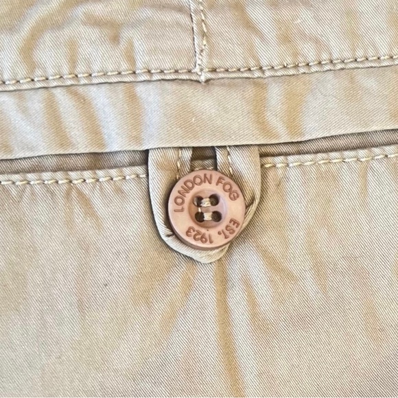 London Fog Shorts Color: Ash Stone Flat Front Chino Tan NWT Men’s Size 34 - Picture 11 of 15